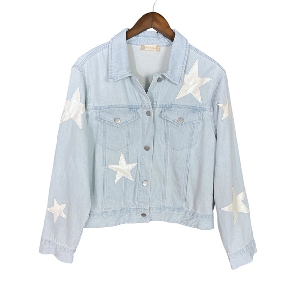 Altard State‎ | Faux Leather Star Embellished Light Wash Denim Jacket Pockets - Picture 1 of 6